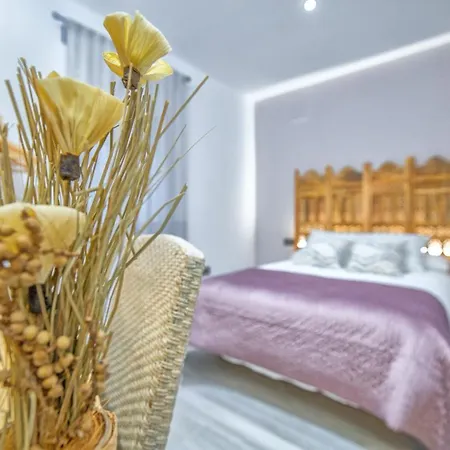 Aparthotel Enmayo 2021
