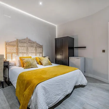 Aparthotel Enmayo 2021 *
